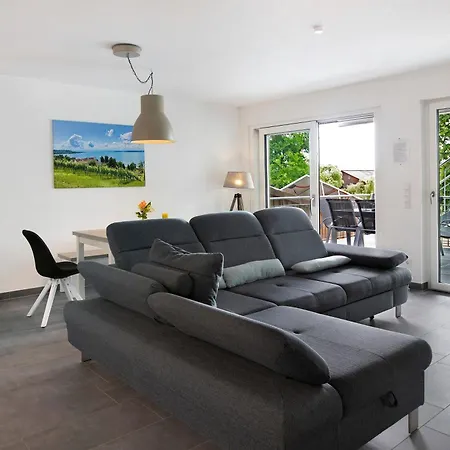 Donautal شقة مسكيرش